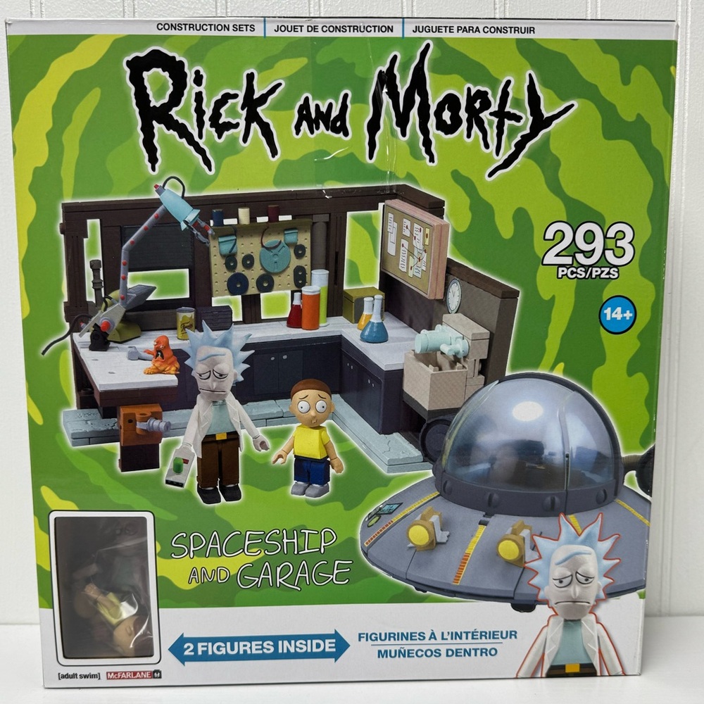 McFarlane Toys Rick & Morty Spaceship and Garage Construction Set